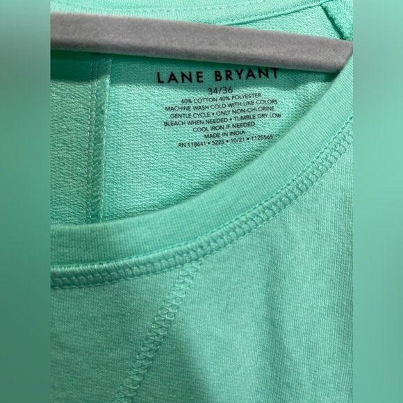 NWT Lane Bryant Women’s Plus Size Short Sleeve Crew Neck Top Size 34/36W (6X) - Picture 3 of 5